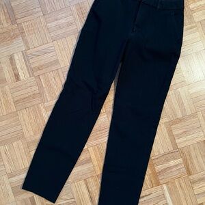 Women’s cropped pants